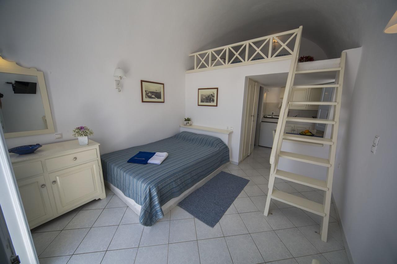 Ianthe Apartments & Villa Oia  Extérieur photo